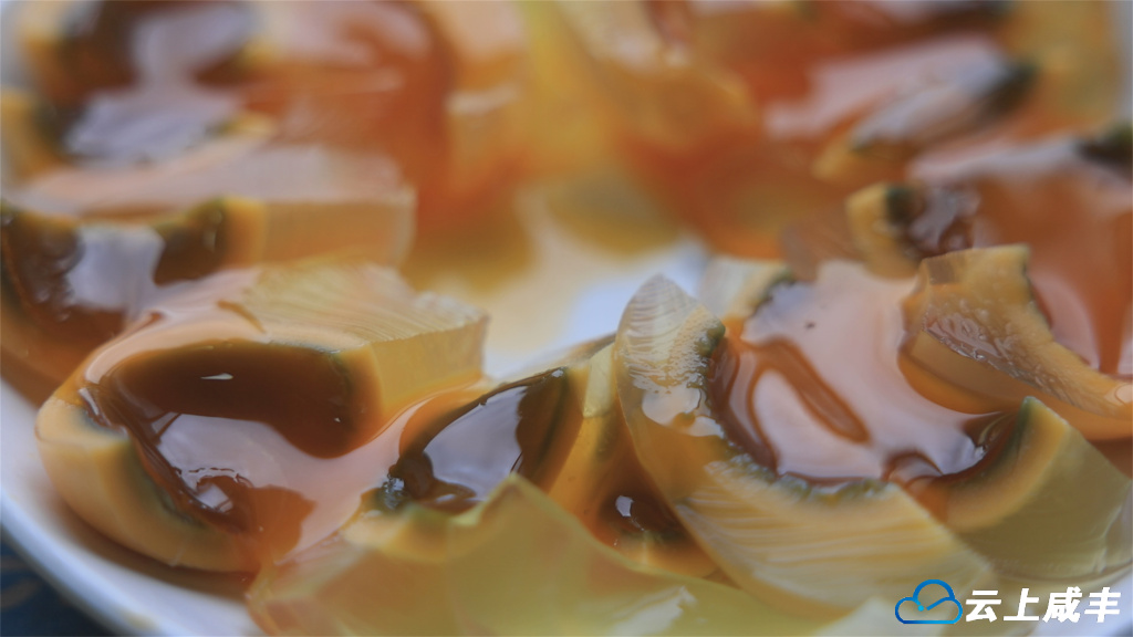 Still1126_00002.jpg Still1126_00002.jpg