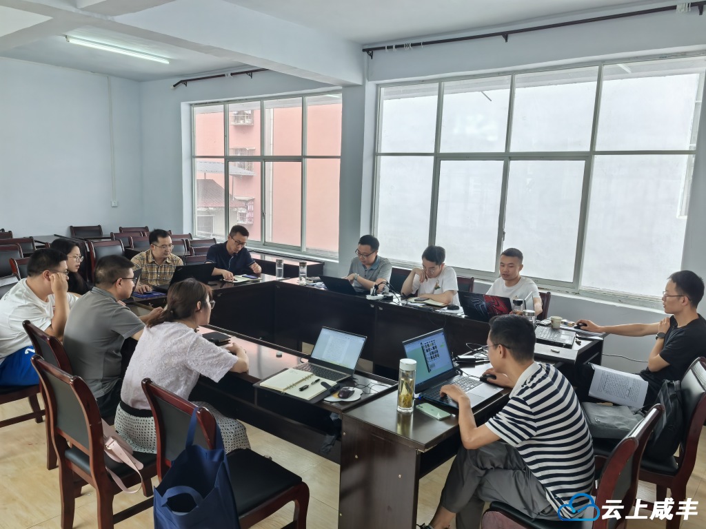 当好调研尖兵 做好参谋助手——咸丰县年轻干部集训教学纪实