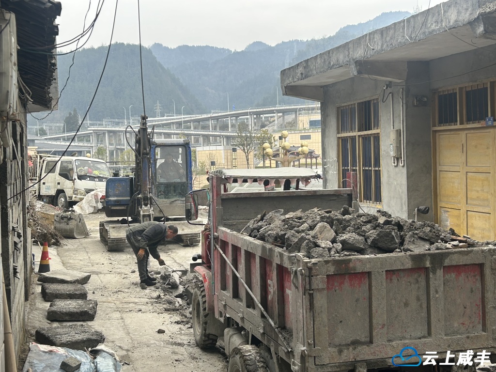 曲江：污水管网施工忙