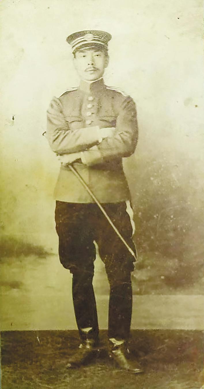 【湖北日报】父亲组建中国最早空军 儿子淞沪会战击落敌机 两代神鹰后人考入航空“铸剑班”