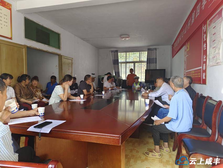 民警拆解交通违法危害 传授反诈技巧