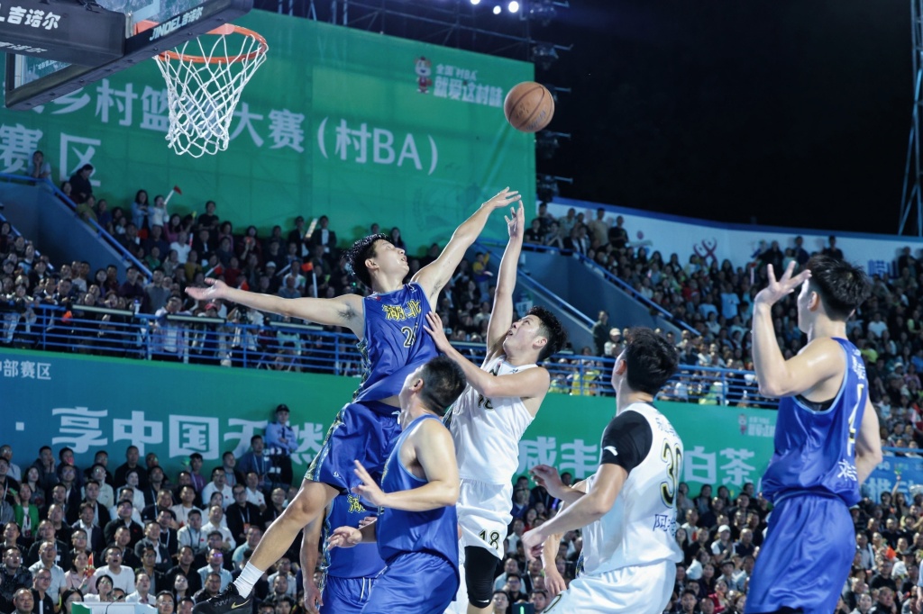 【中国农网】为村而战！“村BA”引爆乡土激情  ——大地流彩·2025年全国和美乡村篮球大赛（村BA）中部