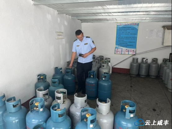 唐崖开展特种设备专项检查