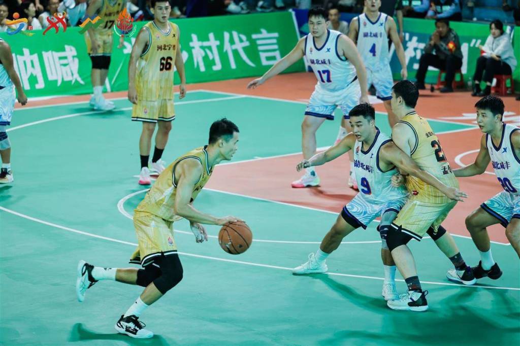 【湖北日报】客户端｜从中部冠军到全国之巅！咸丰白茶队今夜冲击“村BA”总冠军