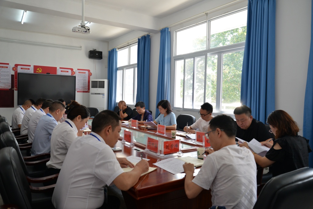 副市长周爱华调研利川市人民医院