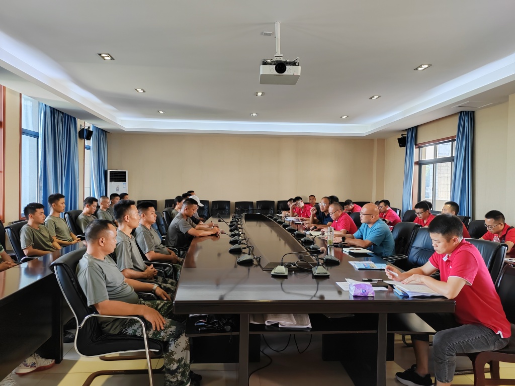 8月22日见面会.jpg 8月22日见面会.jpg