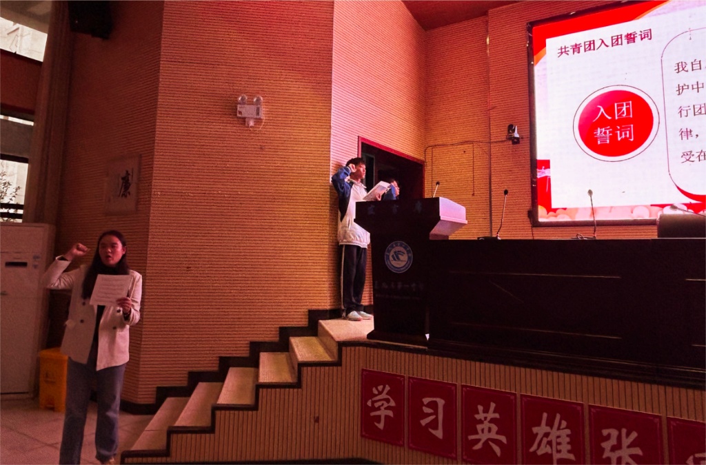 7b19403b5c5199a2a40f185999fd79d.png 7b19403b5c5199a2a40f185999fd79d.png