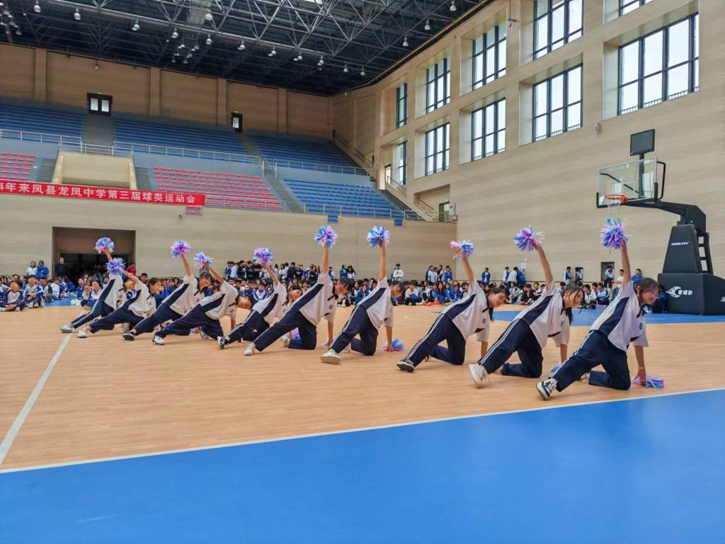 啦啦操6.jpg 啦啦操6.jpg