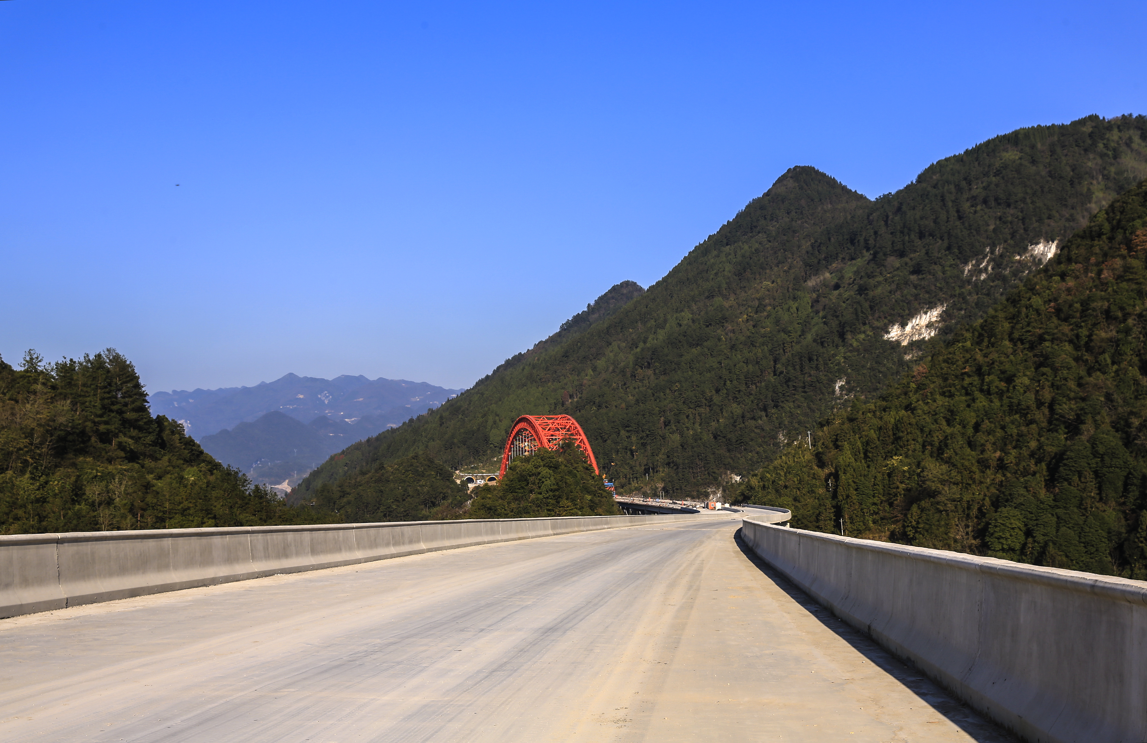 诸永高速风景图片