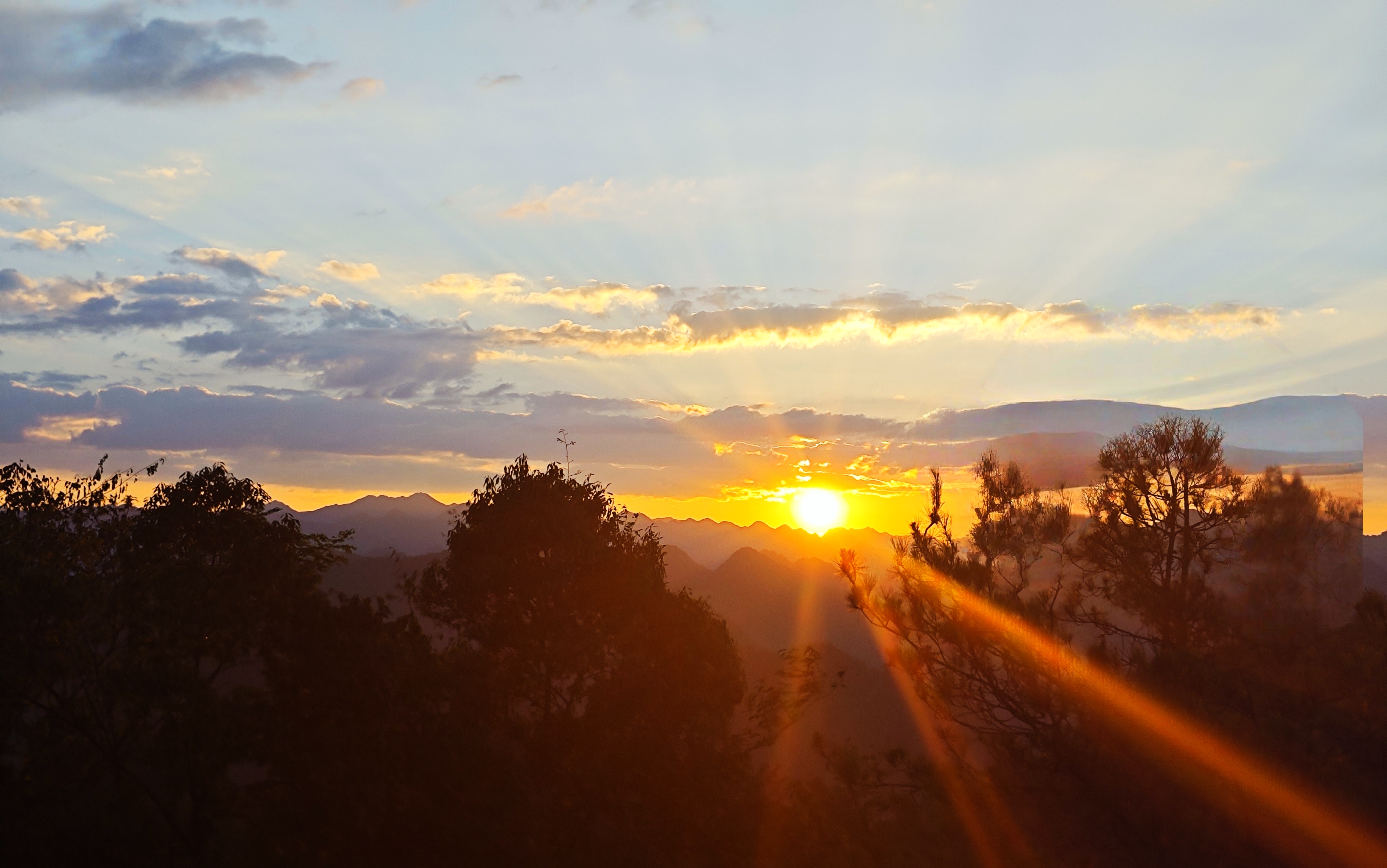 夕阳背景图落山图片